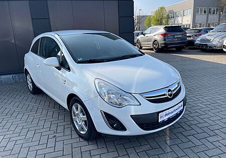 Opel Corsa D Satellite