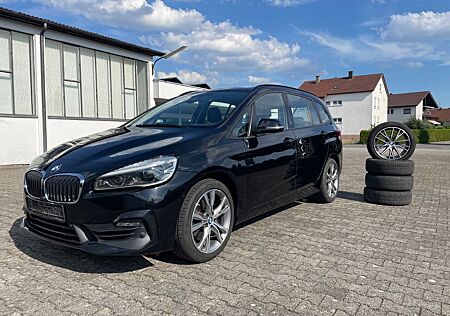 BMW 2er 220 Gran Tourer 220i Steptronic Advantage Ad...