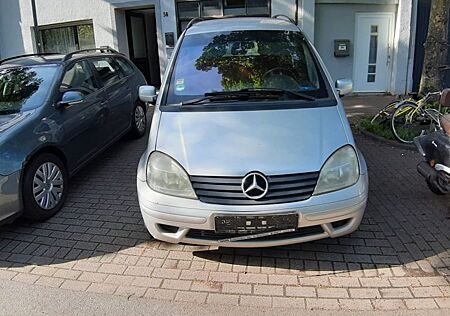 Mercedes-Benz Vaneo 1.9 Family Family