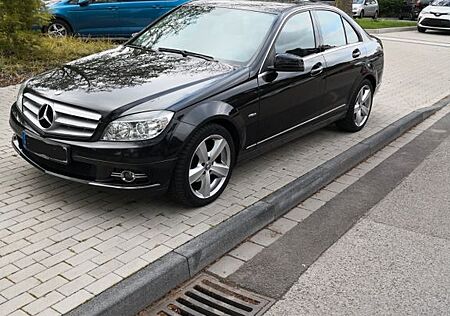Mercedes-Benz C 180 CGI BlueEFFICIENCY ELEGANCE Autom. ELE...