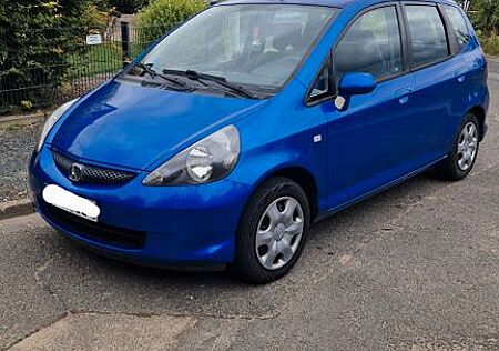 Honda Jazz 1.2 Cool mit Klima und AHK