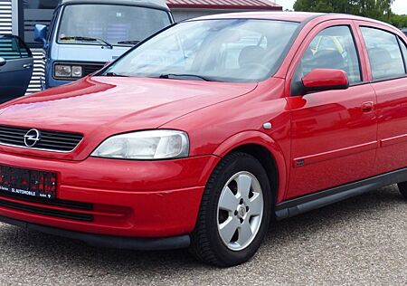 Opel Astra 1.6 Twinport Elegance