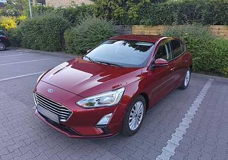 Ford Focus 1,0 EcoBoost 125 PS Titanium