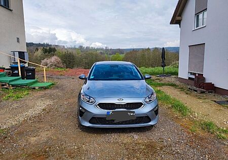 Kia Cee'd / Ceed 1.4 T-GDI Spirit Spirit