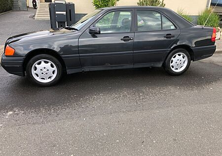 Mercedes-Benz C 180 CLASSIC Classic
