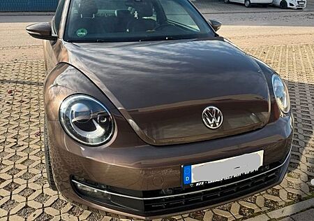 VW Beetle Volkswagen 2.0 TDI - Lim. Schiebedach 140 PS