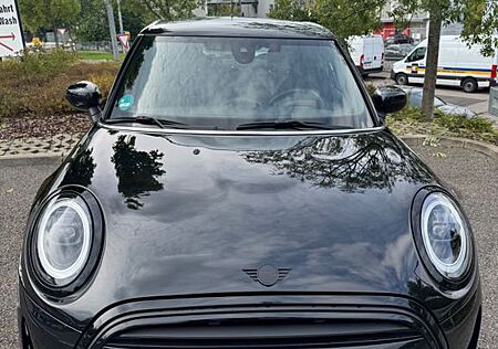 Mini Cooper Classic Trim Steptronic Classic Trim