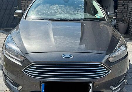 Ford Focus 2,0 TDCi 110kW PowerSh. Titanium Turni...
