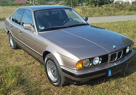 BMW 525i * * E34 * TOPZUSTAND *