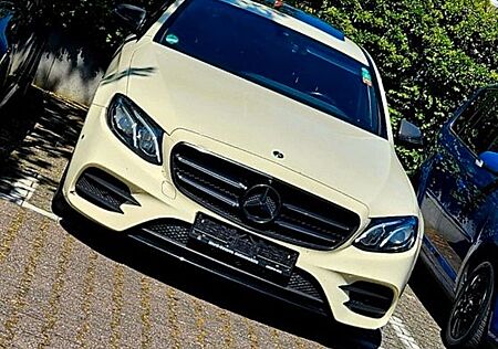 Mercedes-Benz E 220 E220d 194PS 9G Taxi Paket Amgstyle DigitalTacho