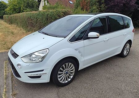 Ford S-Max 2,2 TDCi 147kW DPF Titanium Titanium