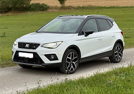 Seat Arona FR - ACC/Kamera/AHK/Navi/LED/Beats/Keyless