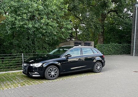 Audi A3 1.6 TDI Sportback Ambiente clean diesel/ultra