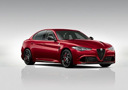 Alfa Romeo Giulia QV 2.9 V6 (520PS)| H&K | Sparco | AKRA