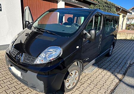 Renault Trafic Behindertengerecht Rollstuhllift