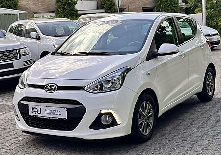 Hyundai i10 FIFA World Cup Edition. Klima. ALU. HU Neu