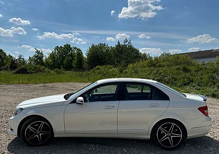 Mercedes-Benz C 180 AVANTGARDE