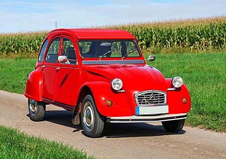 Citroën 2 CV voll restauriert, inkl. Wertgutachten