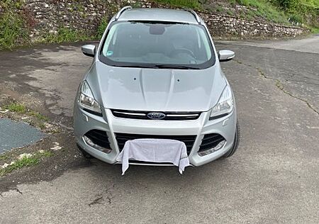 Ford Kuga 2,0 TDCi 4x4 132kW SYNC Edition SYNC Ed...