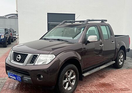 Nissan Navara DC PLATINUM 4X4*NUR 98TKM*AUTOM*STDHZG*