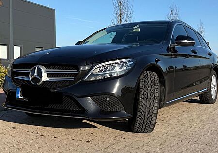 Mercedes-Benz C 220 d T Autom. -