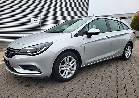 Opel Astra .1.6.CDTI. Sports Tourer. PDC. NAVI.