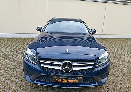 Mercedes-Benz C 300 4Matic * TÜV / SERVICE NEU * LED * ANHÄNGE