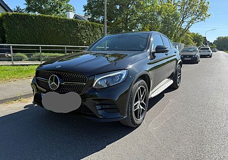Mercedes-Benz GLC 220 d 4MATIC AMG Line Coupé Autom. AMG Line