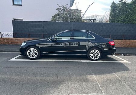 Mercedes-Benz E 250 CGI BlueEFFICIENCY AVANTGARDE