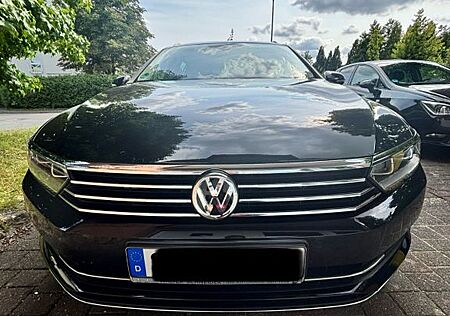 VW Passat Variant Volkswagen 2.0 TDI SCR 147kW DSG Busines...