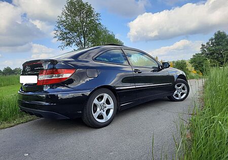 Mercedes-Benz CLC 180 KOMPRESSOR -