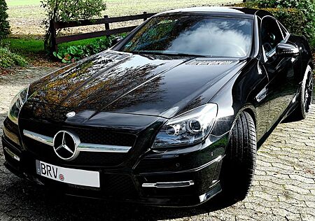 Mercedes-Benz SLK 350 BlueEFFICIENCY Autom. - AMG-Line