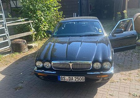 Jaguar XJ Sovereign 4.0 Sovereign