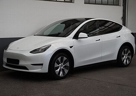 Tesla Model Y Long Range AWD *AHK*EAP*Mwst. ausweisbar