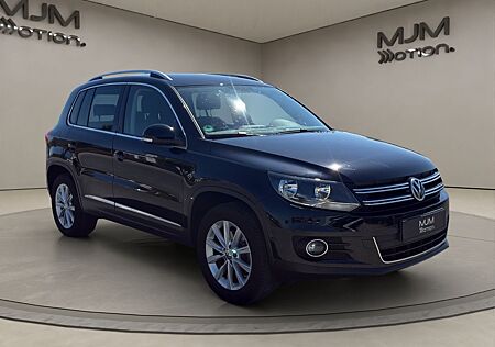 VW Tiguan Volkswagen Sport & Style Navi Scheckheft Garantie