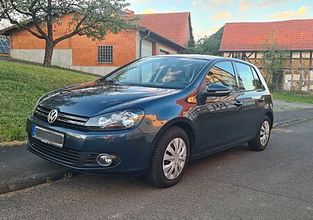 VW Golf Volkswagen 1.4 TSI 90 kW Comfortline