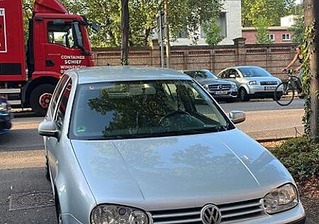VW Golf Volkswagen 1.4 Basis Variant Basis