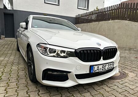 BMW 530i A - M-Paket - Schiebedach - Sportsitze