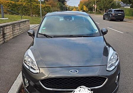 Ford Fiesta 1,0 EcoBoost 74kW Cool & Connect Auto...