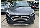 Hyundai Tucson 1.7 CRDI 2WD Autom./Xenon/Pano/Navi/Leder