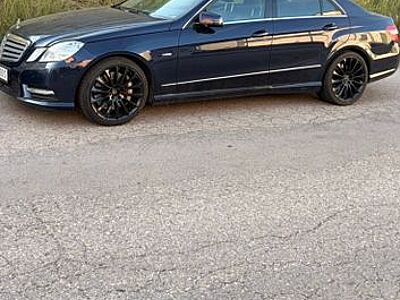 Mercedes-Benz E 500 4MATIC BlueEFFICIENCY AVANTGARDE AVANT...