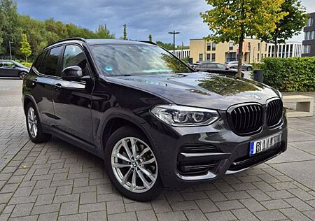 BMW X3 xDrive20d - Allrad, Unfallfrei, Scheckheft