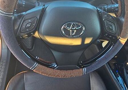 Toyota C-HR 1.8-l-VVTi Hybrid Lounge Lounge