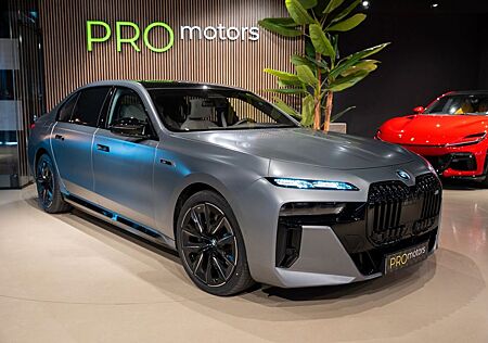 BMW M760e xDrive