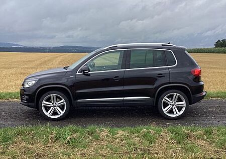 VW Tiguan Volkswagen 2.0 TDI BlueMotion T LOUNGE Sport & S...