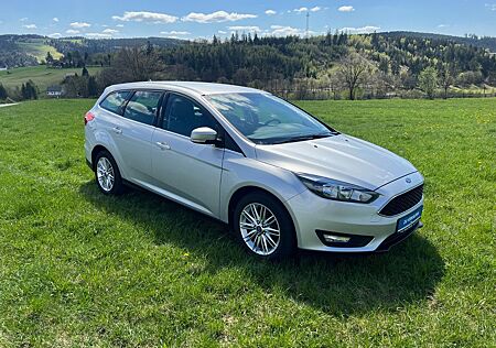 Ford Focus 1,0 EcoBoost 74kW Cool & Connect Turni...