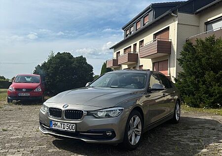 BMW 318i Sport Line Sport Line 2016 Baujahr 1 Hand