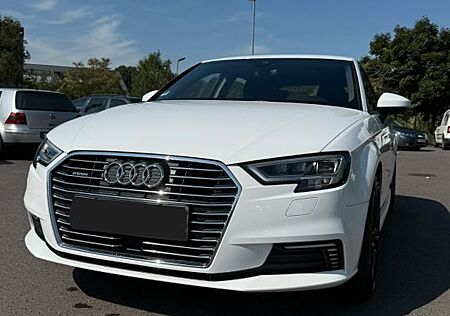 Audi A3 40 e-tron S tronic Sportback -