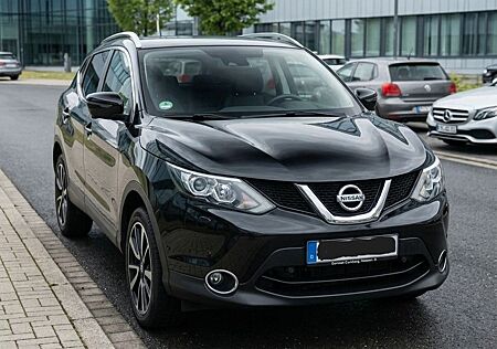 Nissan Qashqai 1.2 DIG-T Xtronic N-CONNECTA | 1. Hand