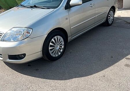 Toyota Corolla Kombi 1.6 Sol